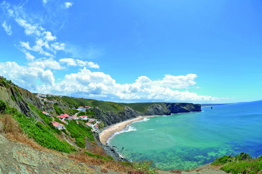 Arrifana bay